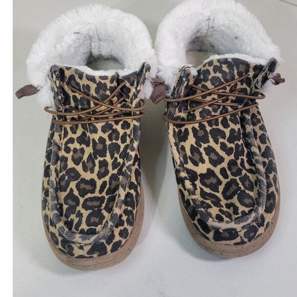 Lam Shoes Cheetah Print Womens 8 Fun Casual Sassy Fleece Lined Comfort Shoes - Picture 2 of 7